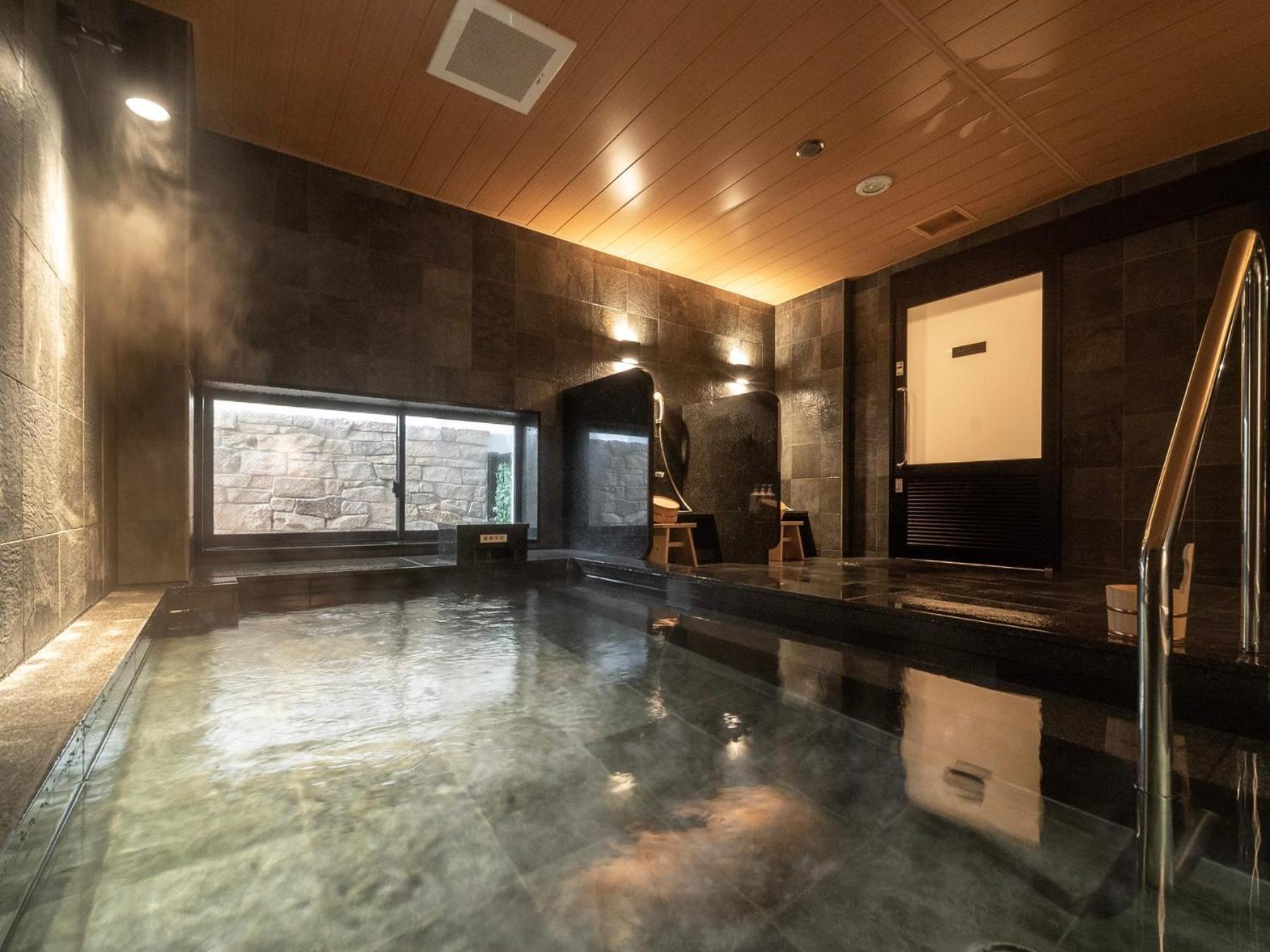 Super Hotel Kumamoto Ekimae Natural Hot Springs Zewnętrze zdjęcie